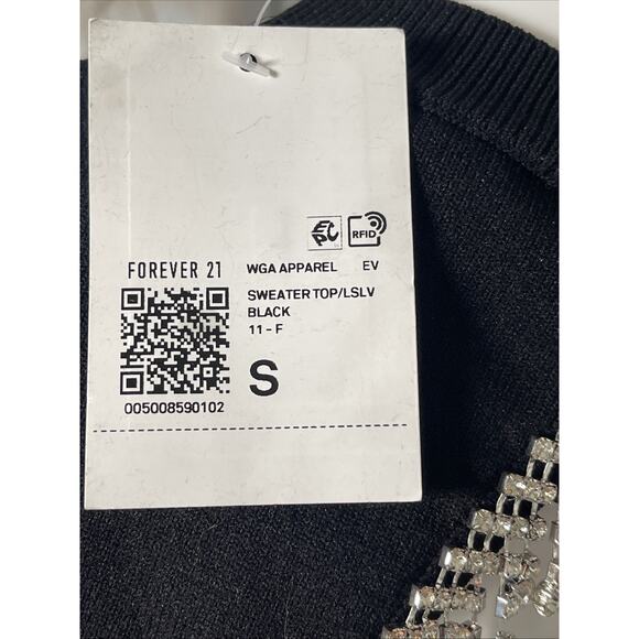 Forever 21 Long Sleeve Ribbed Crystal Fringe Open Back Crop Top Black Small - Picture 6 of 7